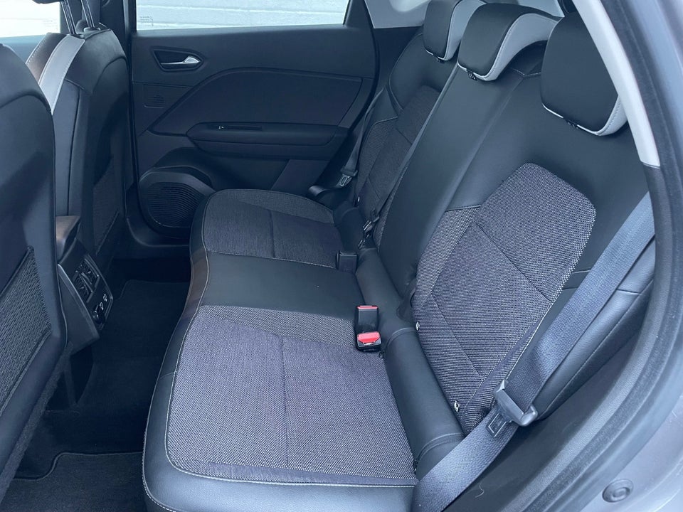 Renault Captur 1,6 E-Tech Intens 5d
