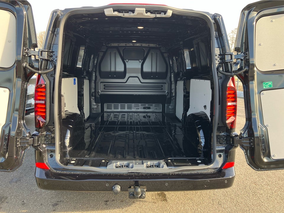 VW Transporter 2,0 TDi 150 Comfort Kassevogn aut. LWB