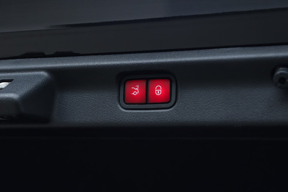 Mercedes EQE350 AMG Line 4d