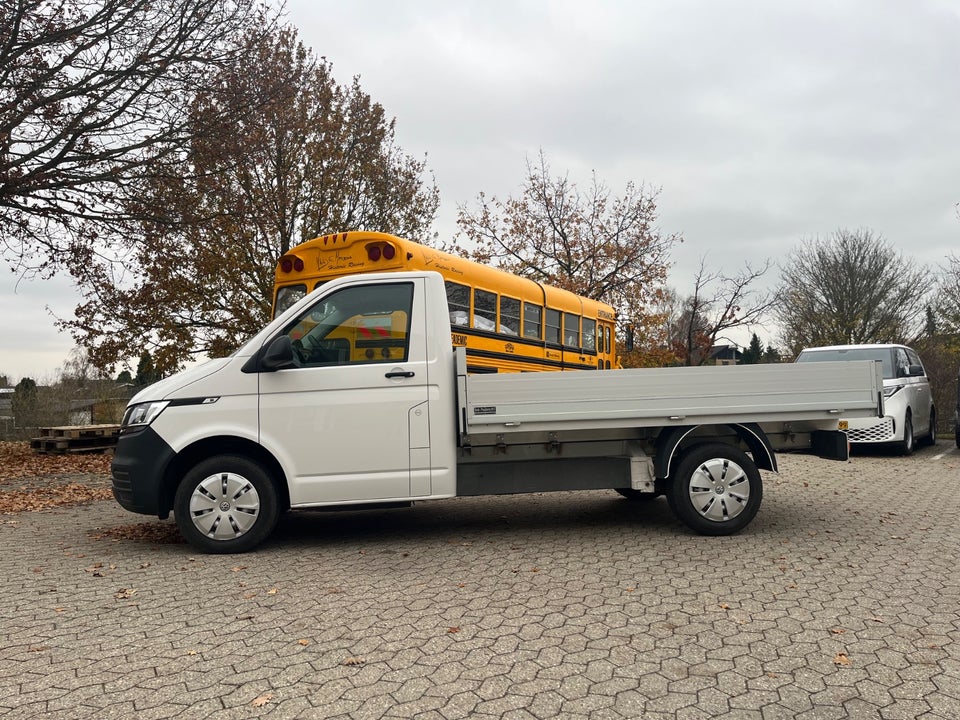 VW Transporter 2,0 TDi 110 Ladvogn lang
