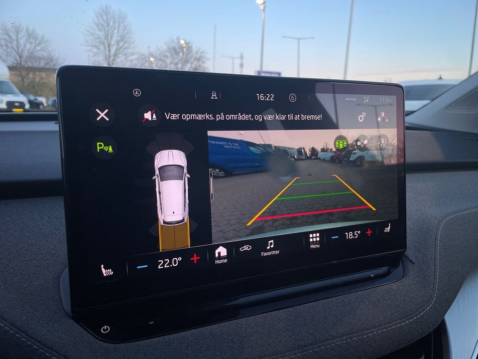 Skoda Enyaq 60 iV Loft 5d