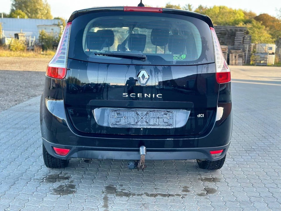 Renault Grand Scenic III 1,6 dCi 130 Dynamique 5d