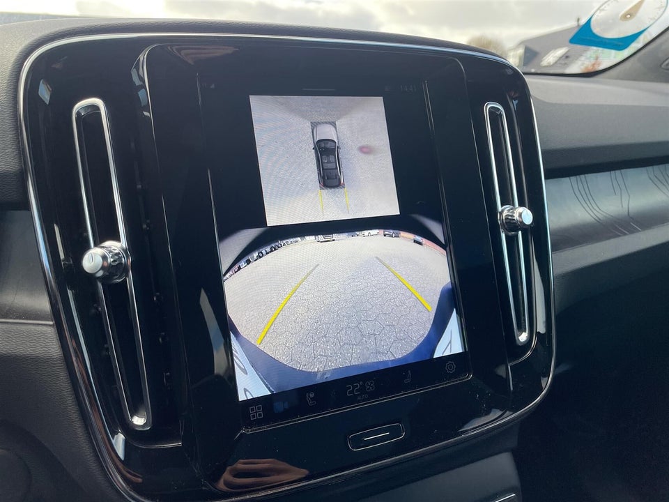 Volvo EC40 Extended Range Black Edition 5d