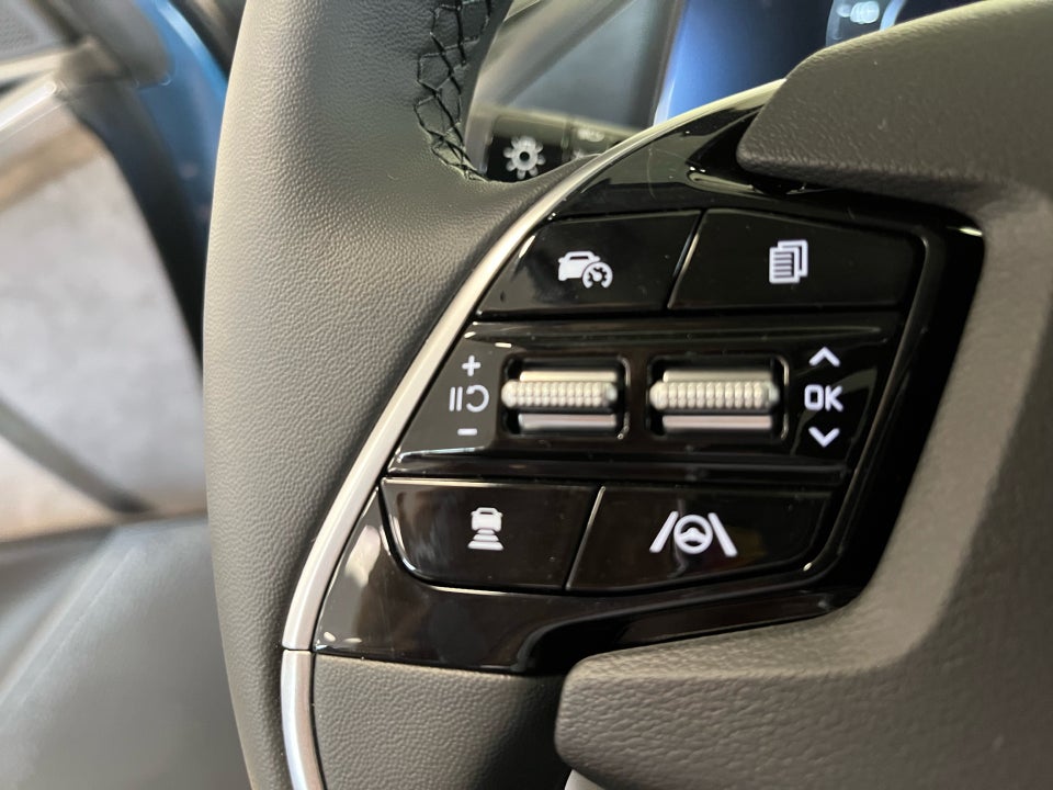 Kia Niro 64 EV Prestige 5d