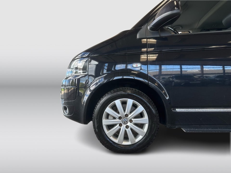 VW Multivan 2,0 TDi 180 Highline DSG 4Motion kort 5d