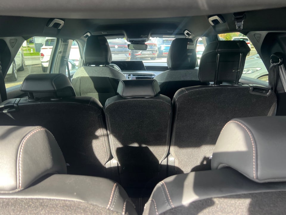 Peugeot e-5008 77 Allure 7prs 5d