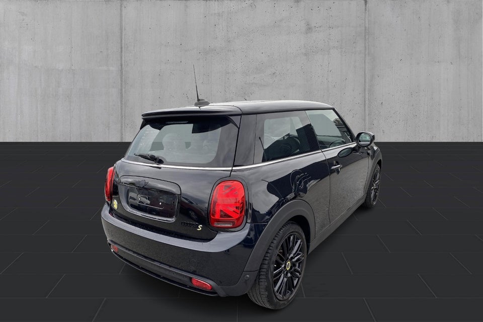MINI Cooper SE Classic 3d