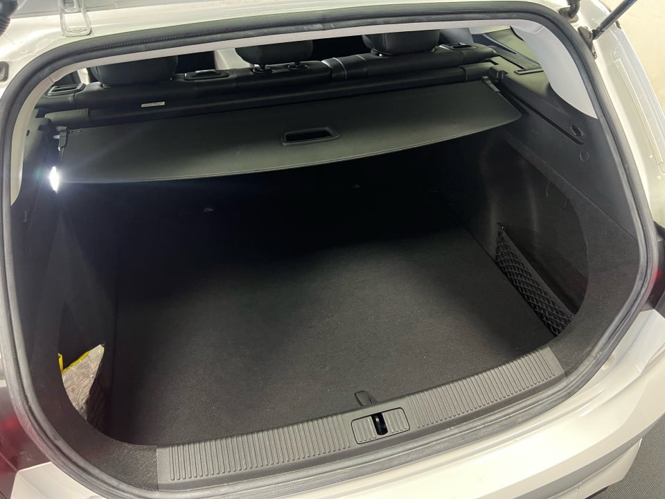 MG MG5 50 Luxury 5d