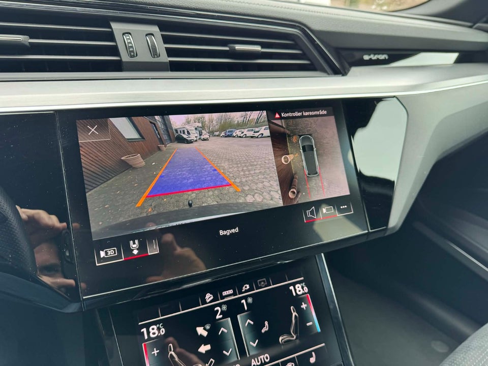 Audi e-tron 55 S-line quattro 5d