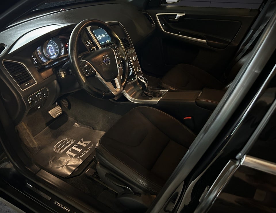 Volvo XC60 2,0 D4 190 Momentum aut. 5d