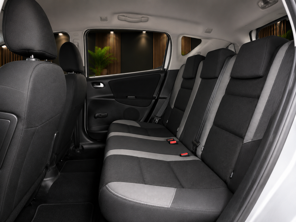 Peugeot 207 1,6 HDi 90 Comfort+ 5d