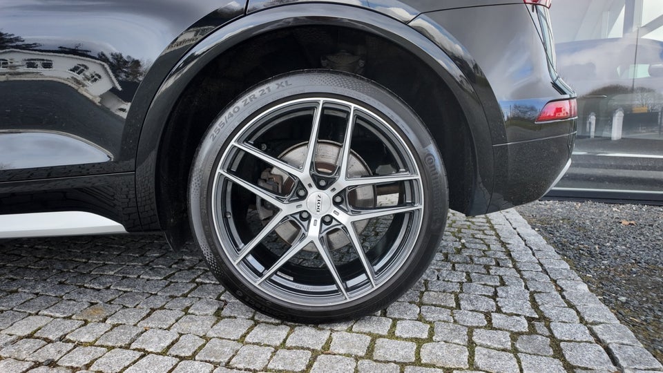 Audi Q5 2,0 TFSi 252 quattro S-tr. 5d