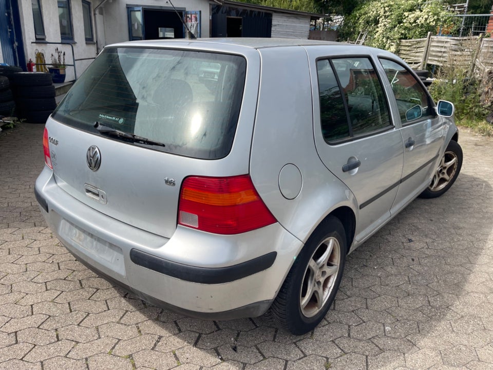 VW Golf IV 1,6 Comfortline aut. 5d