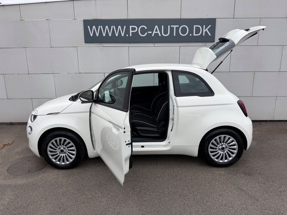 Fiat 500e 42 Icon 3d