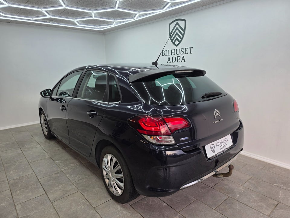 Citroën C4 1,6 BlueHDi 120 Challenge EAT6 5d