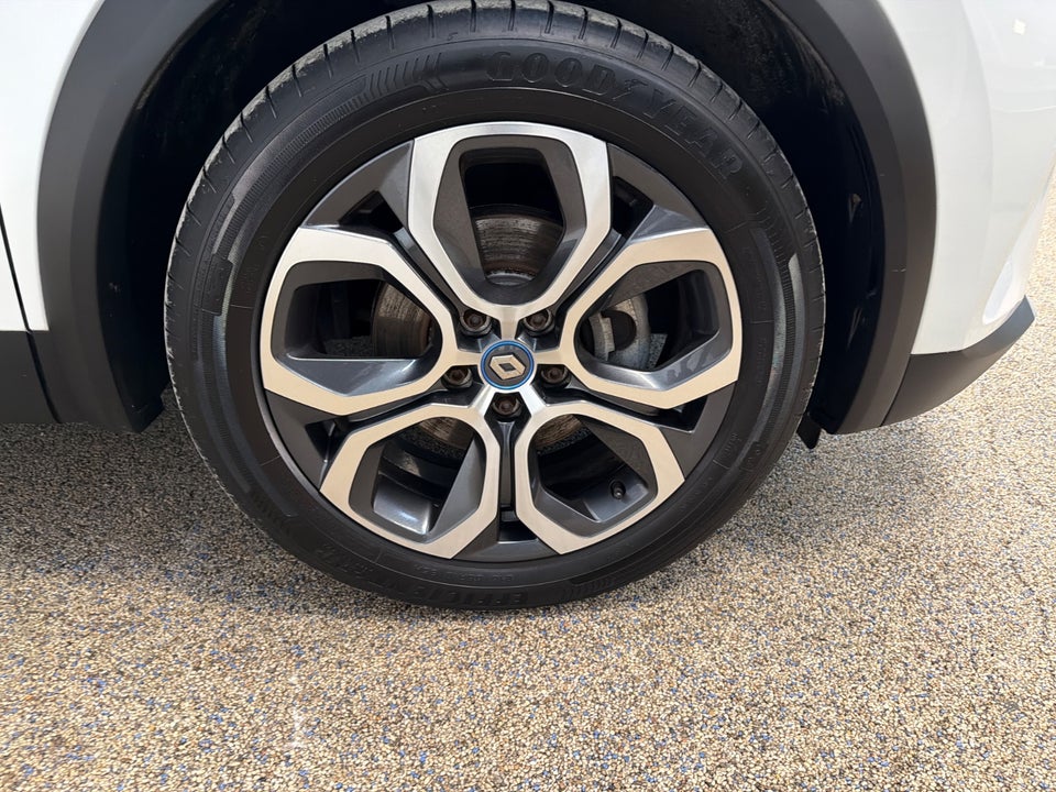 Renault Captur 1,6 E-Tech Intens 5d