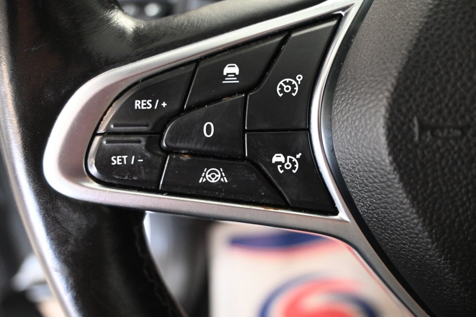 Renault Captur 1,6 E-Tech Intens 5d