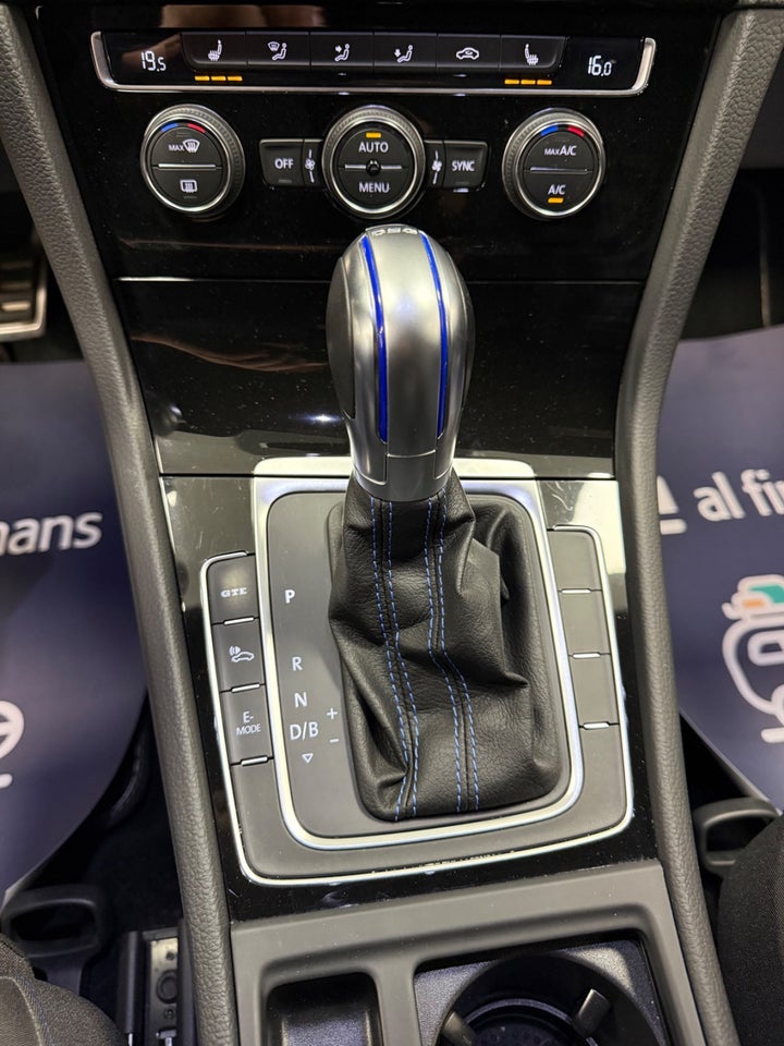 VW Golf VII 1,4 GTE DSG 5d
