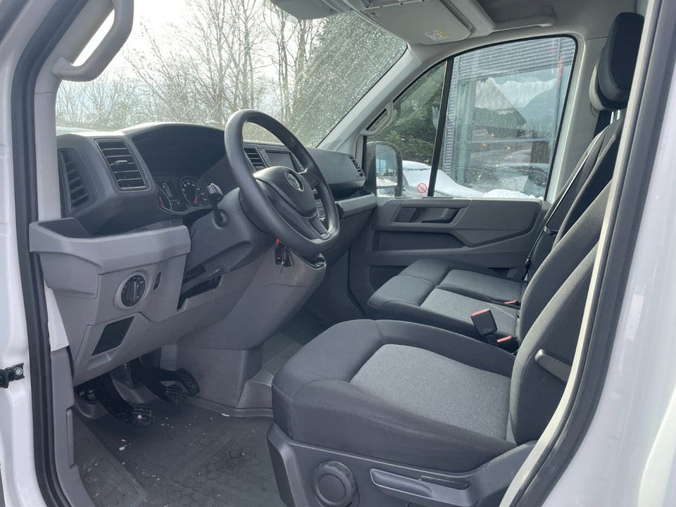 VW Crafter 35 2,0 TDi 177 Kassevogn L3H3