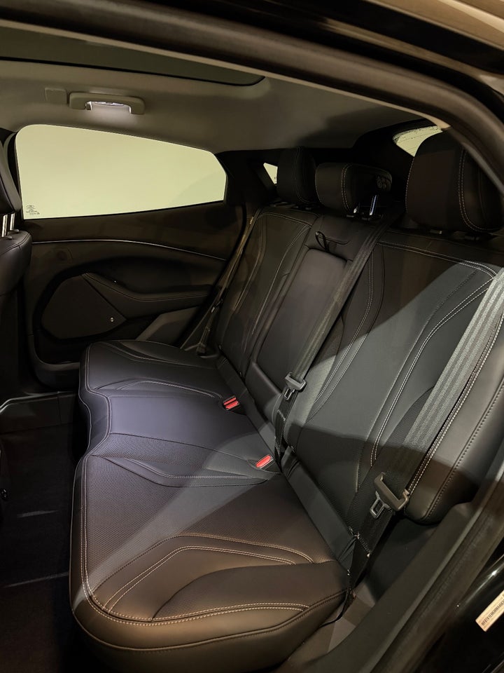 Ford Mustang Mach-E 75 Standard Range 5d