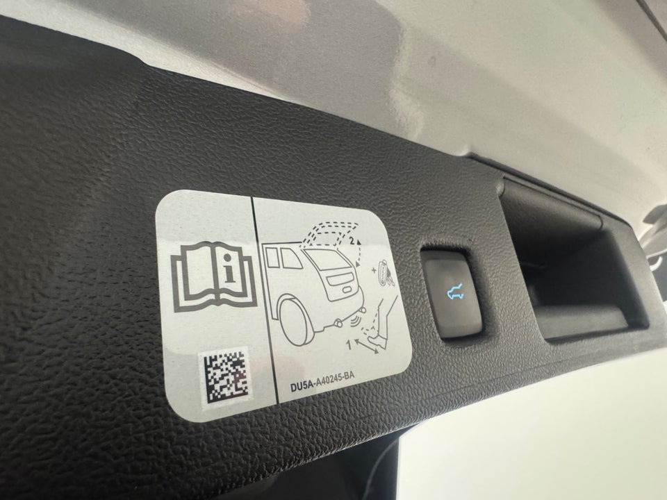 Ford Kuga 2,5 PHEV Titanium X CVT 5d