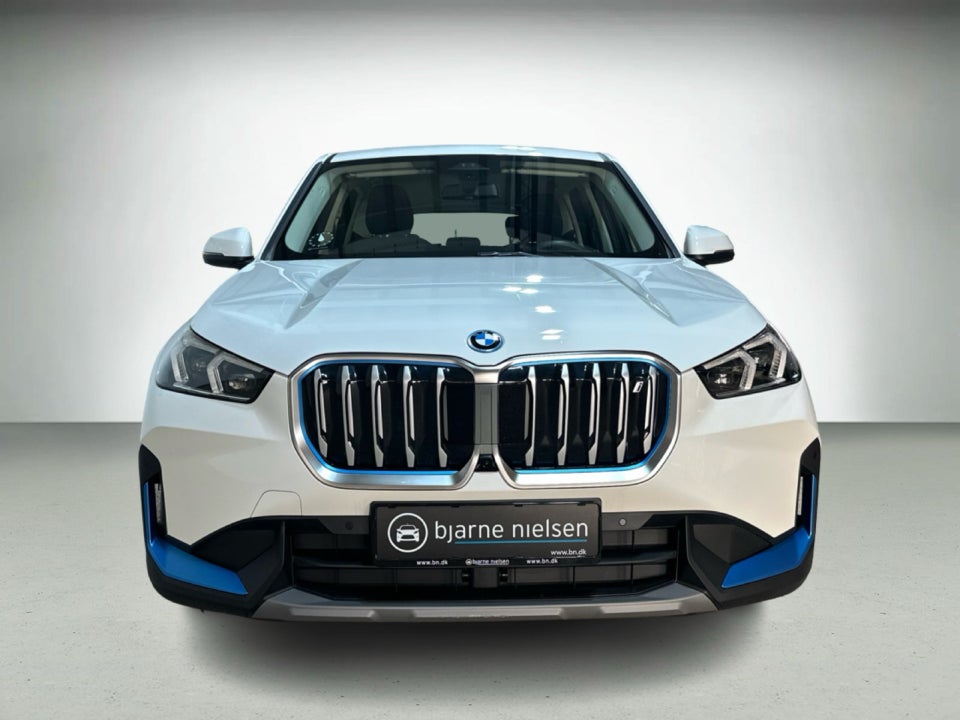 BMW iX1 xDrive30 X-Line 5d