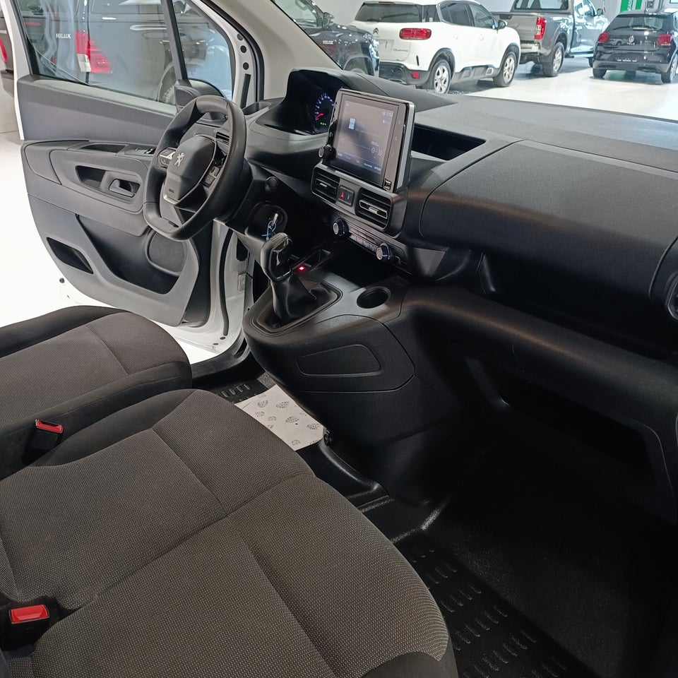Peugeot Partner 1,5 BlueHDi 100 L1V1 Plus Van