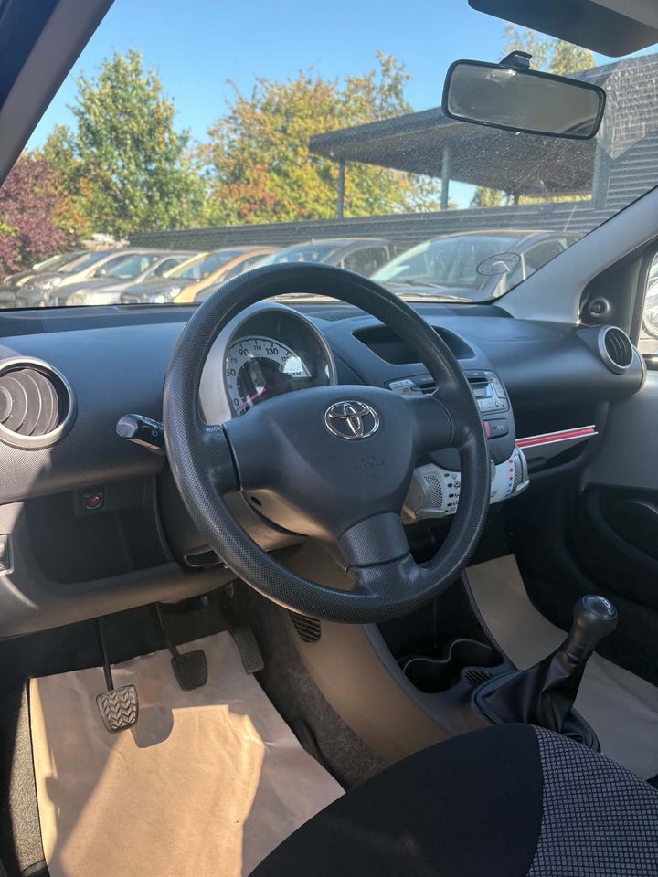 Toyota Aygo 1,0 VVT-i T1 5d