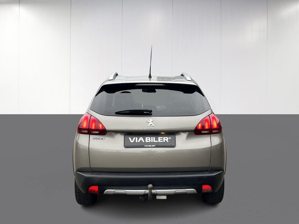 Peugeot 2008 1,6 BlueHDi 100 Allure Sky 5d