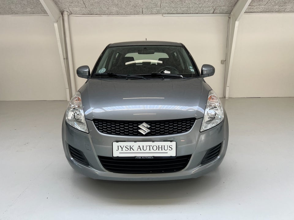 Suzuki Swift 1,2 Young 5d