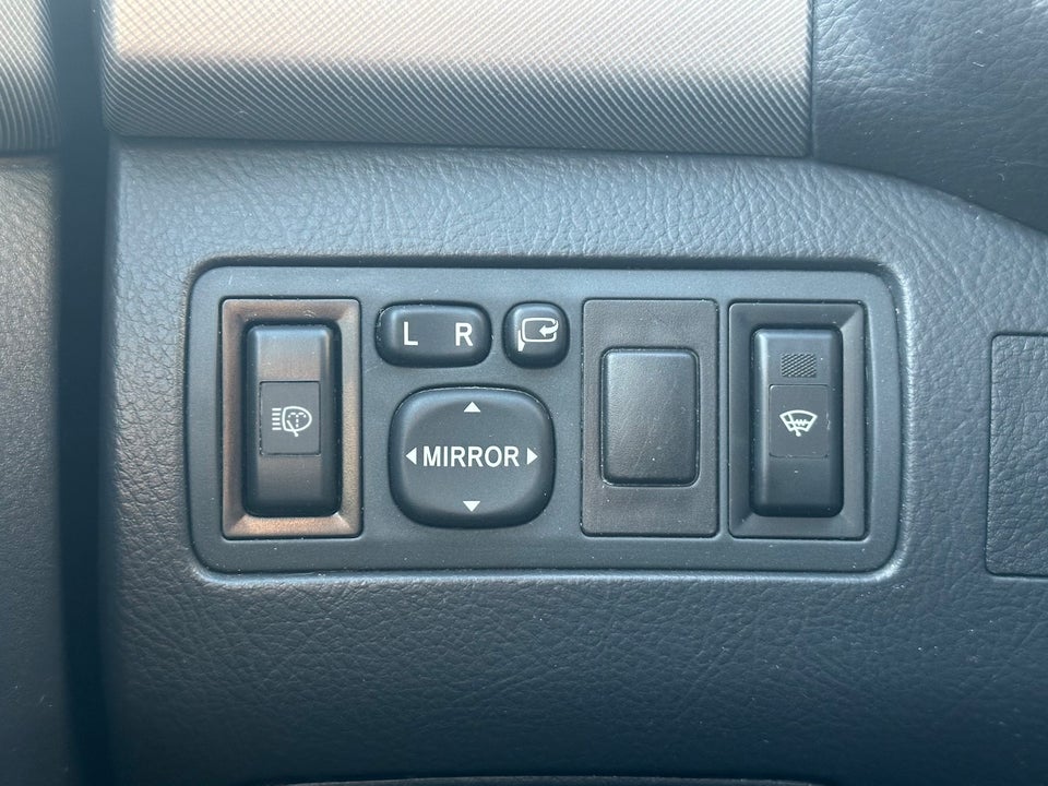 Toyota Avensis 1,8 VVT-i Sol stc. 5d