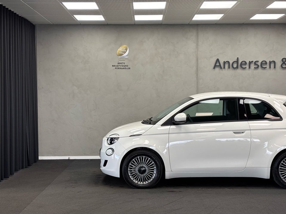 Fiat 500e 42 Icon 3d
