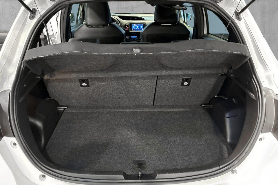 Toyota Yaris 1,5 Hybrid H3 GR Sport Smart e-CVT 5d