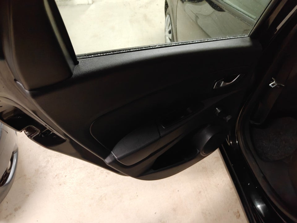 Renault Clio IV 1,5 dCi 90 Expression Sport Tourer 5d