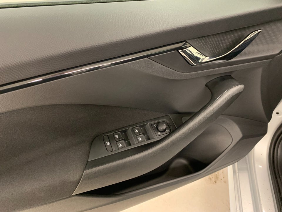 Skoda Kamiq 1,0 TSI 115 Selection DSG 5d