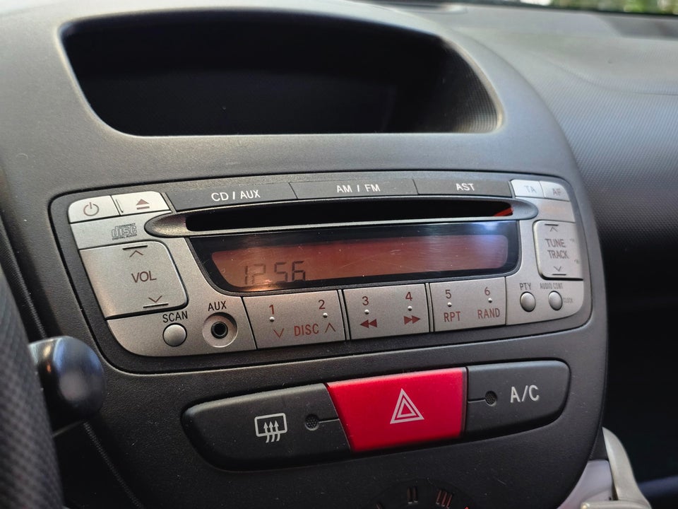 Peugeot 107 1,0 Cool 5d