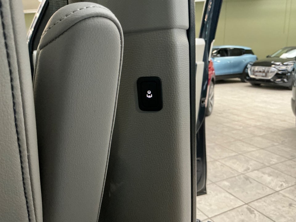 VW ID.Buzz 79 Style+ 6prs SWB 5d