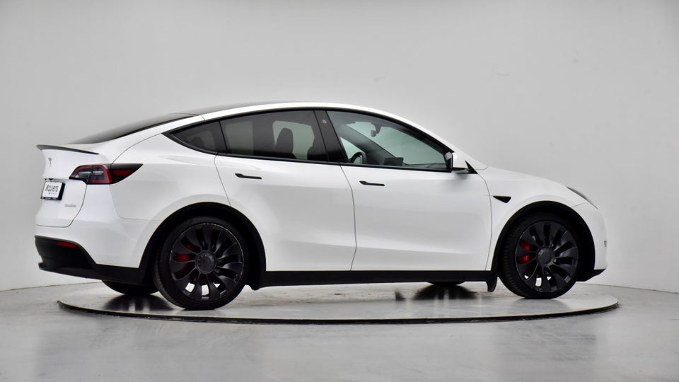 Tesla Model Y Performance AWD 5d