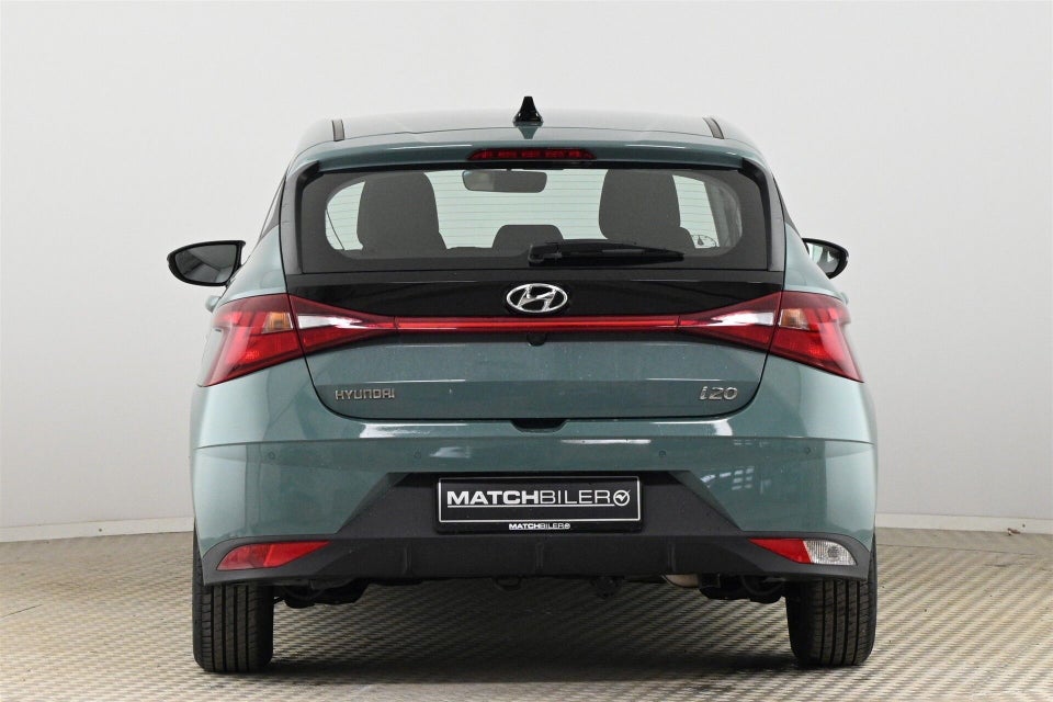 Hyundai i20 1,0 T-GDi Essential DCT 5d
