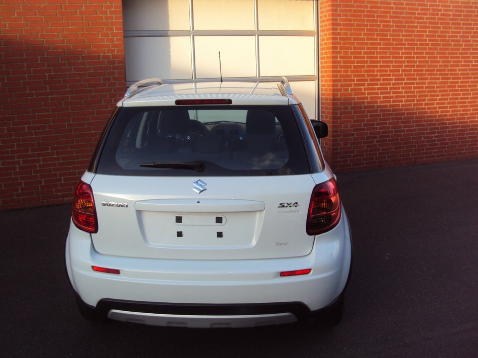Suzuki SX4 1,6 CombiBack Tour 5d