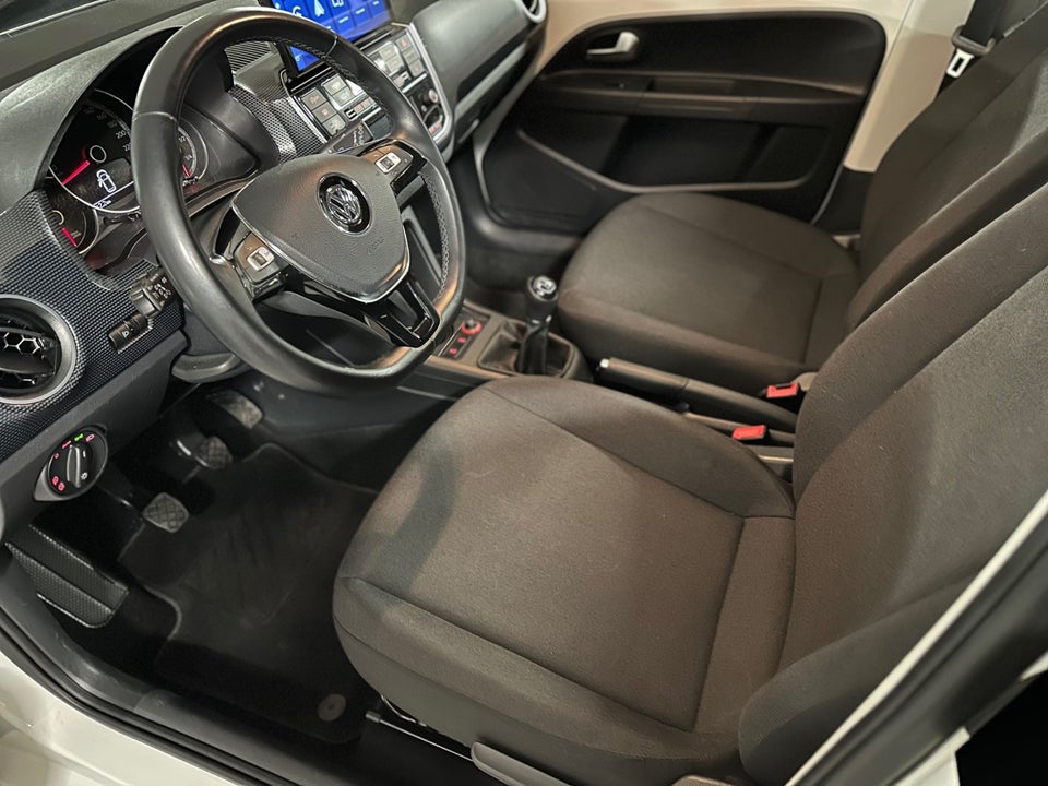 VW Up! 1,0 MPi 60 White Style 5d