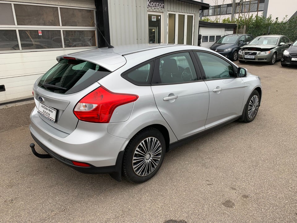 Ford Focus 1,6 Ti-VCT 105 Trend 5d