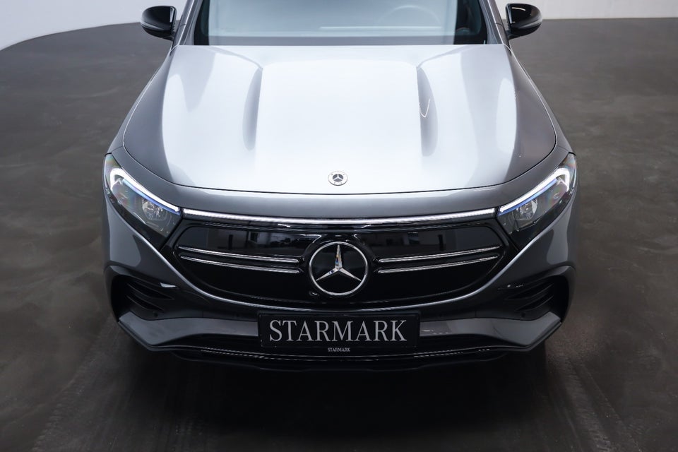 Mercedes EQB300 AMG Line 4Matic 5d