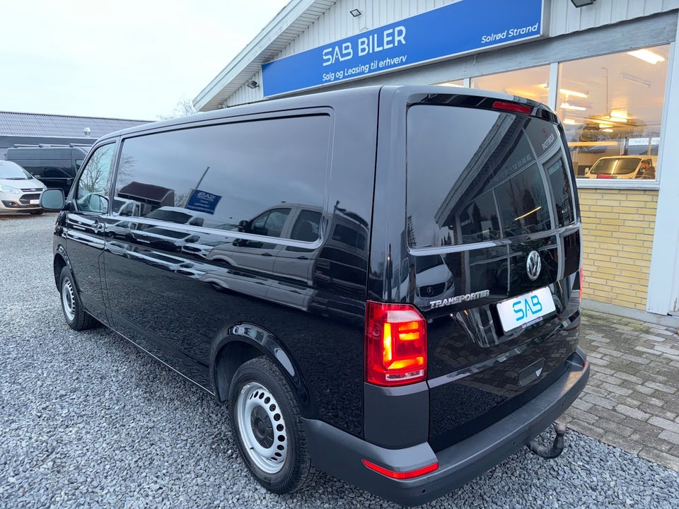 VW Transporter 2,0 TDi 150 Kassevogn DSG lang