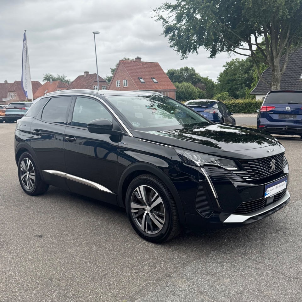 Peugeot 3008 1,6 Hybrid First Selection EAT8 5d