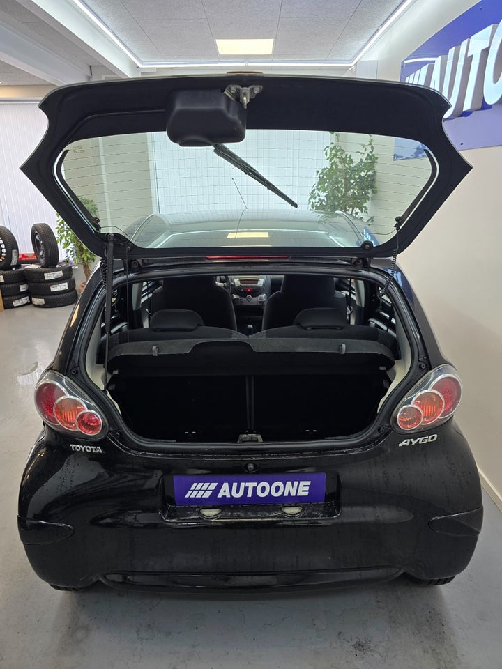 Toyota Aygo 1,0 Plus MMT 5d