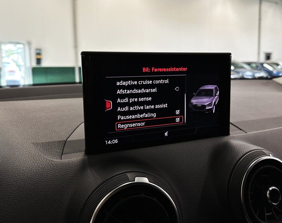 Audi Q2 35 TFSi Prestige S-tr. 5d