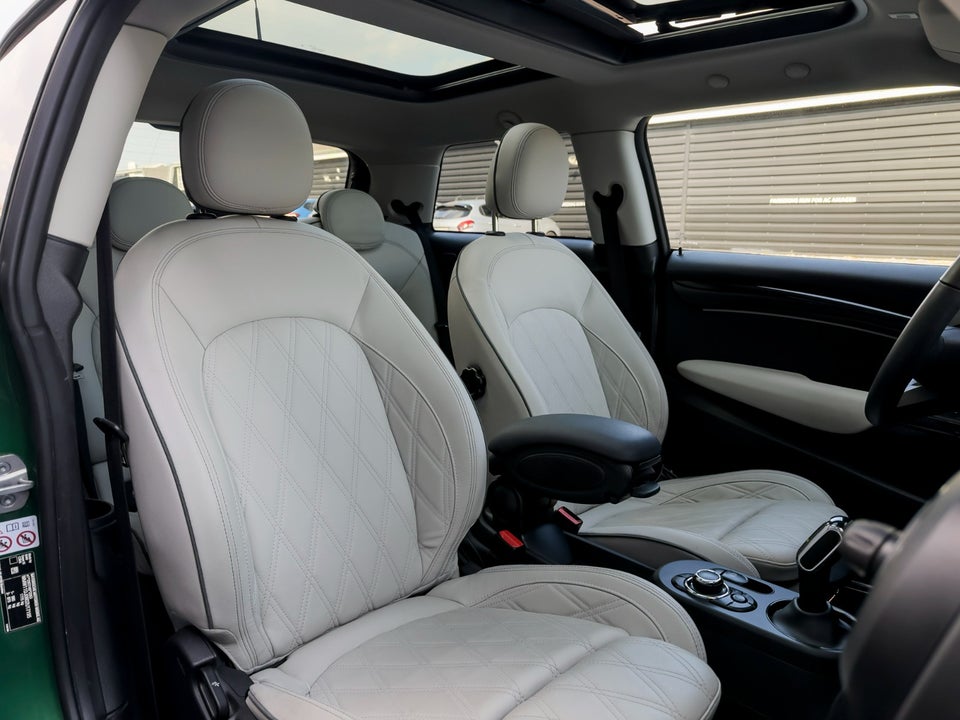 MINI Cooper SE Premium Extra 3d