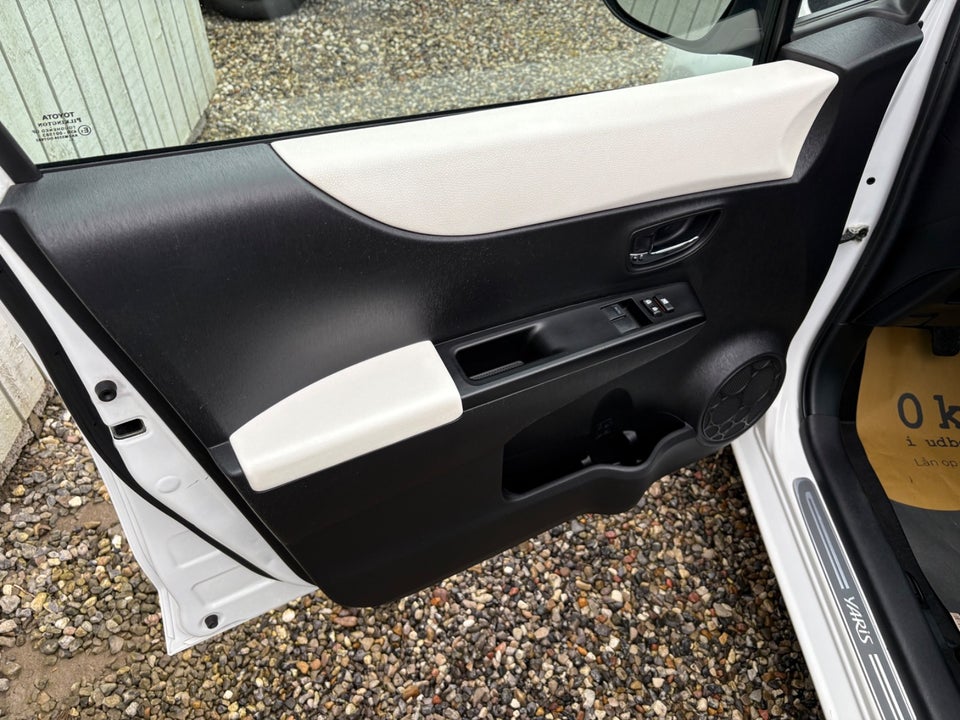 Toyota Yaris 1,3 VVT-i T2 Trend 5d