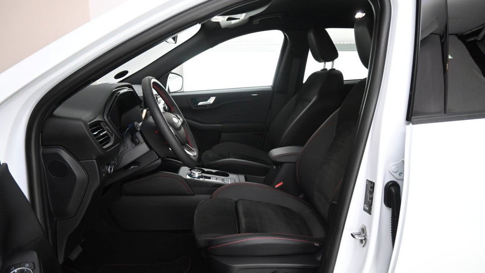 Ford Kuga 2,5 PHEV ST-Line X CVT 5d